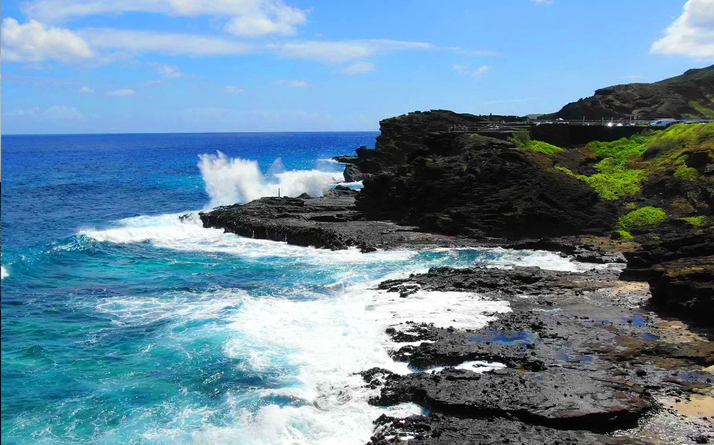 <em>HALONA BLOWHOLE</em>. An ocean tourist attraction