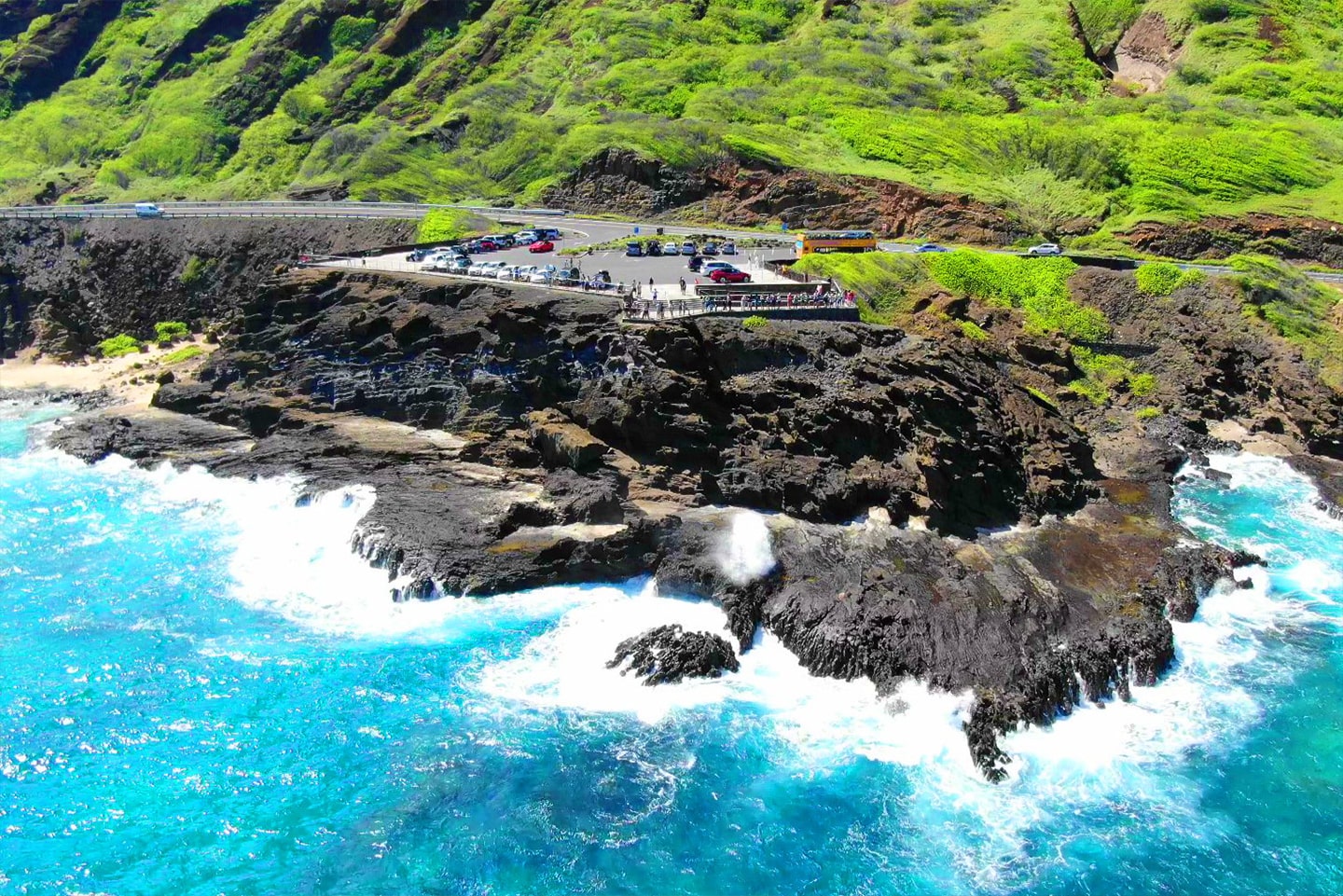 <em>HALONA BLOWHOLE</em>. An ocean tourist attraction